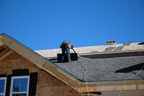 Best Best Roofing Contractors  in Roanoke, IL